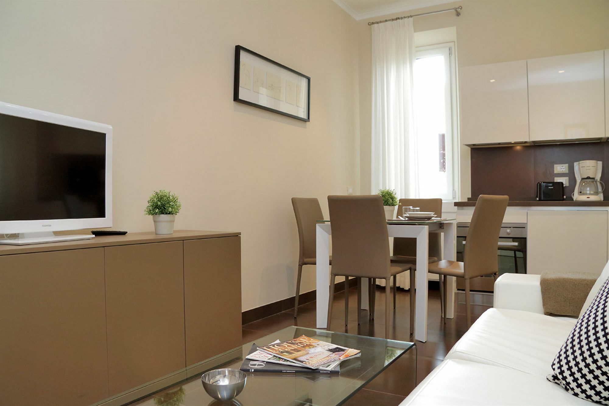 Colosseo Gardens - My Extra Home โรม ภายนอก รูปภาพ