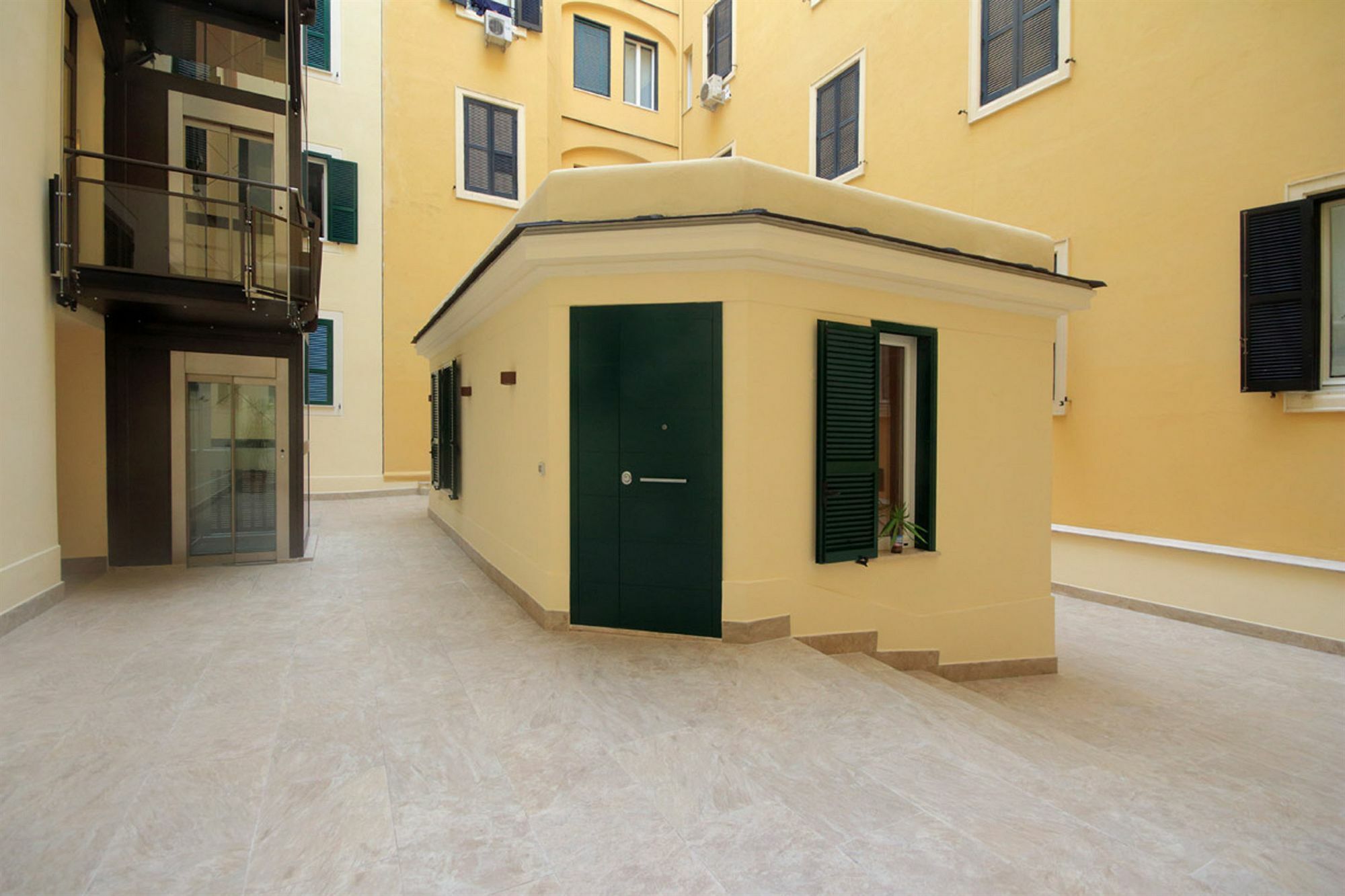 Colosseo Gardens - My Extra Home โรม ภายนอก รูปภาพ